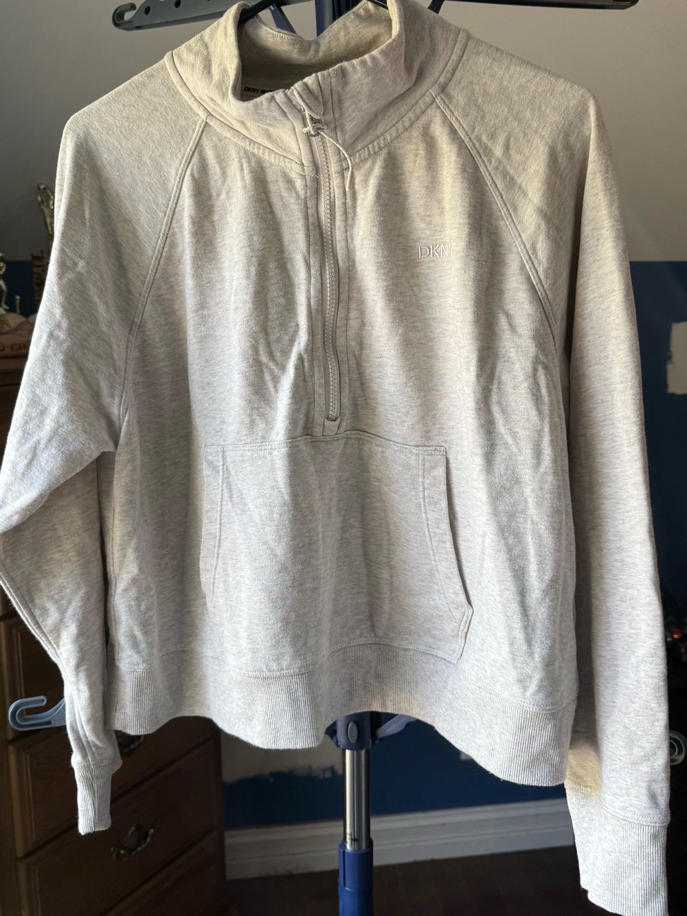 DKNY Sport Women’s Tan/Oatmeal Quarter Zip Sweatshirt Mock Neck Kangaroo Pocket